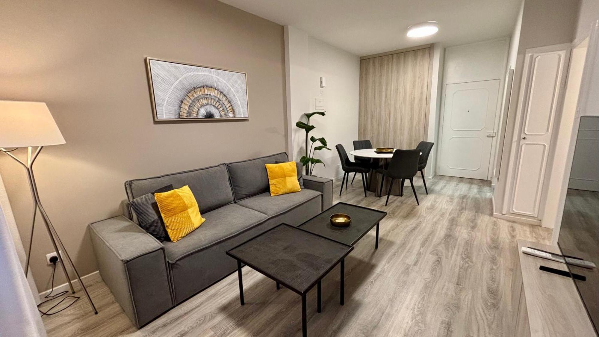 Seabreeze City Center Flats By Trulycyprus Limassol Luaran gambar